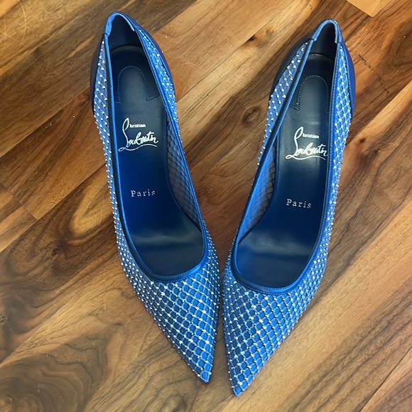 CHRISTIAN LOUBOUTIN
Apostropha Pump, Mesh Chrystal Embellished, NEW - Picture 10 of 16